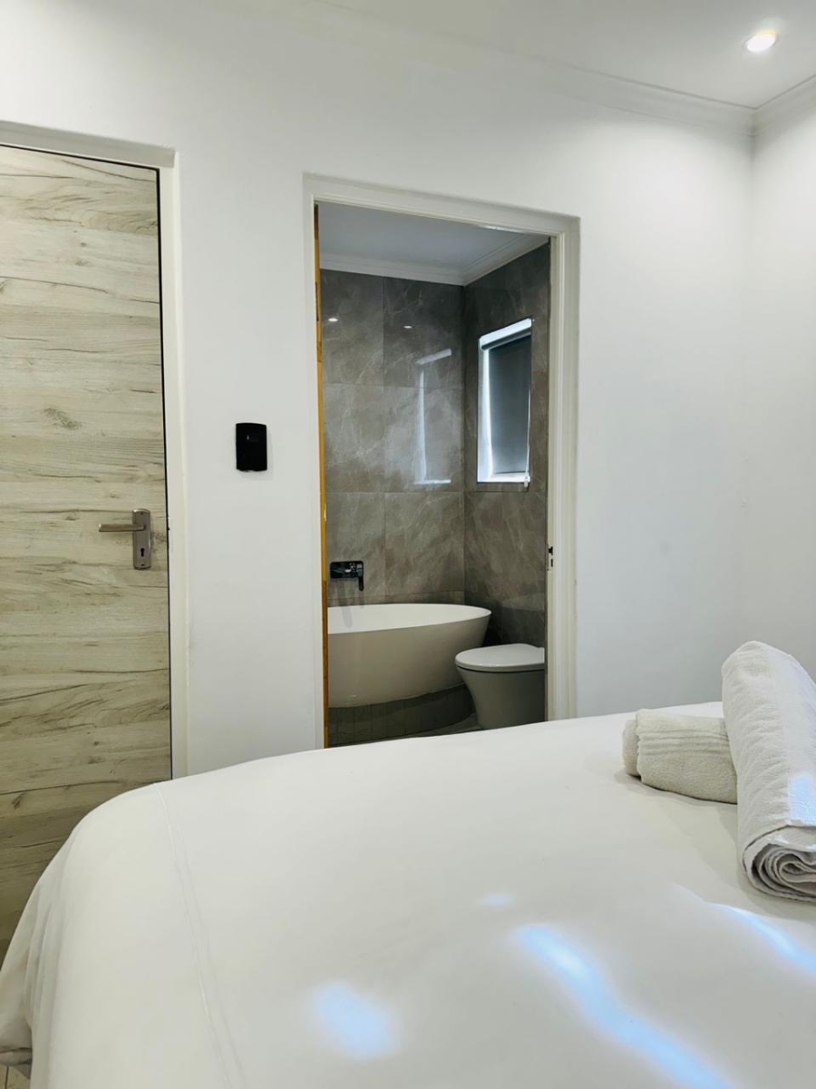 To Let 2 Bedroom Property for Rent in Parklands Western Cape